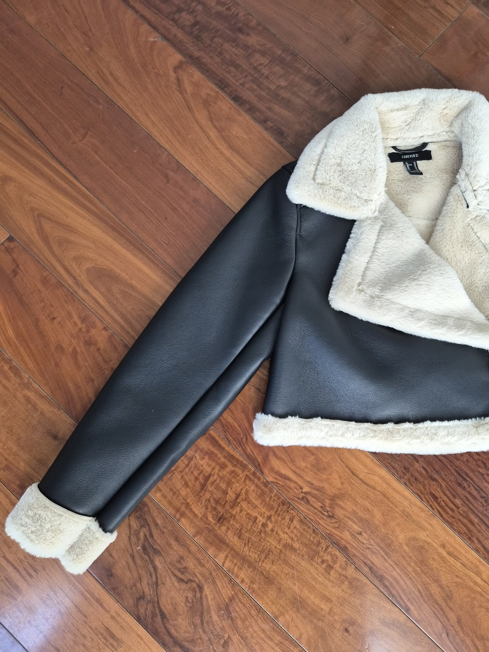Forever 21 Cropped Faux Fur Moto Jacket Black/Cream XS - Picture 2 of 14